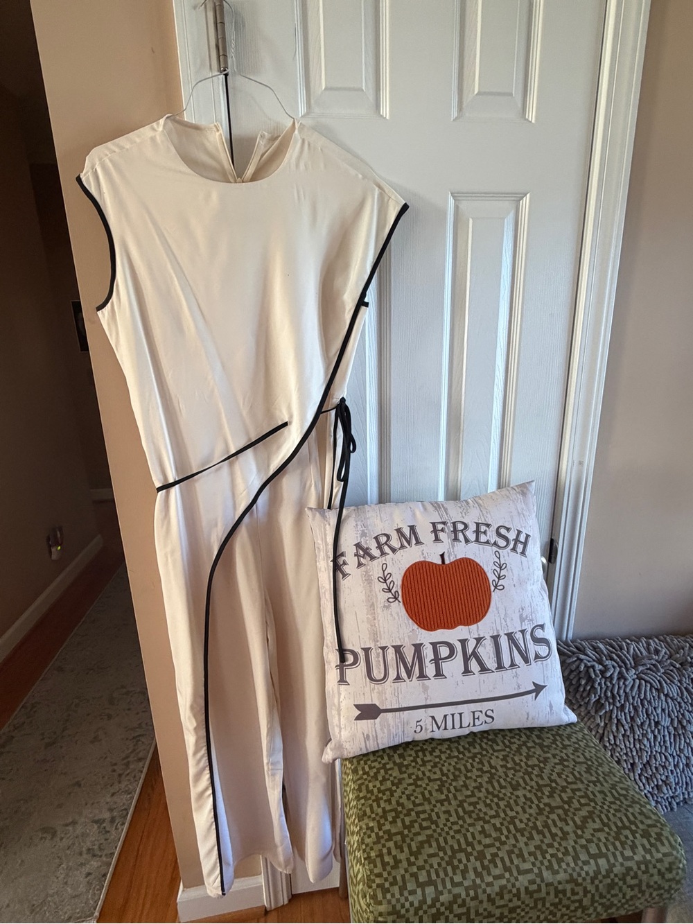 Cream Jumpsuit Sz Large